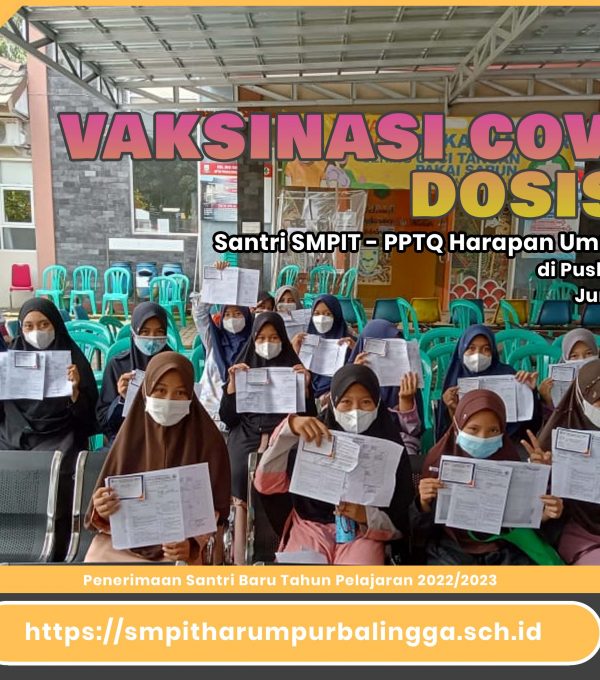 Santri Harum Disuntik Vaksin Dosis kedua di Puskesmas Purbalingga